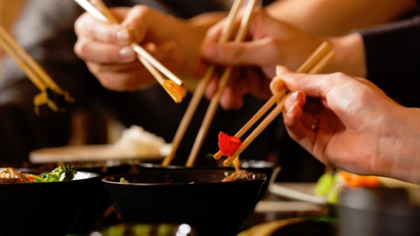 6 costumbres populares en la comida asiática